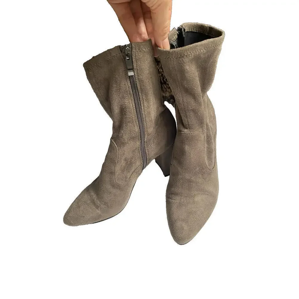 Sarto by Franco Sarto “Fancy” Stretch Ankle Zipper Bootie Taupe US-6 Sock Shoes